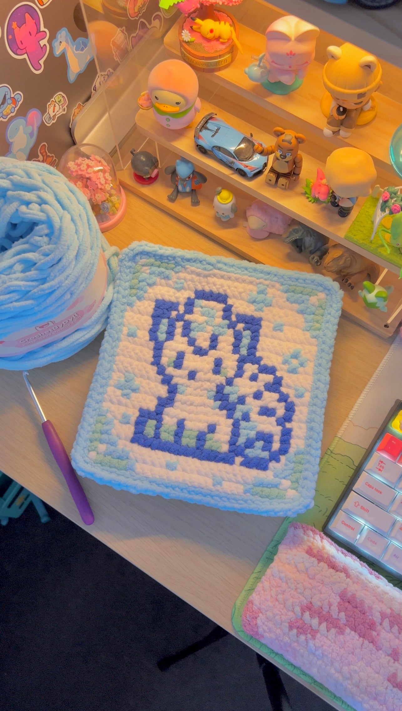 Alolan Vulpix-Inspired Crochet x Cross-Stitch Tile Pattern