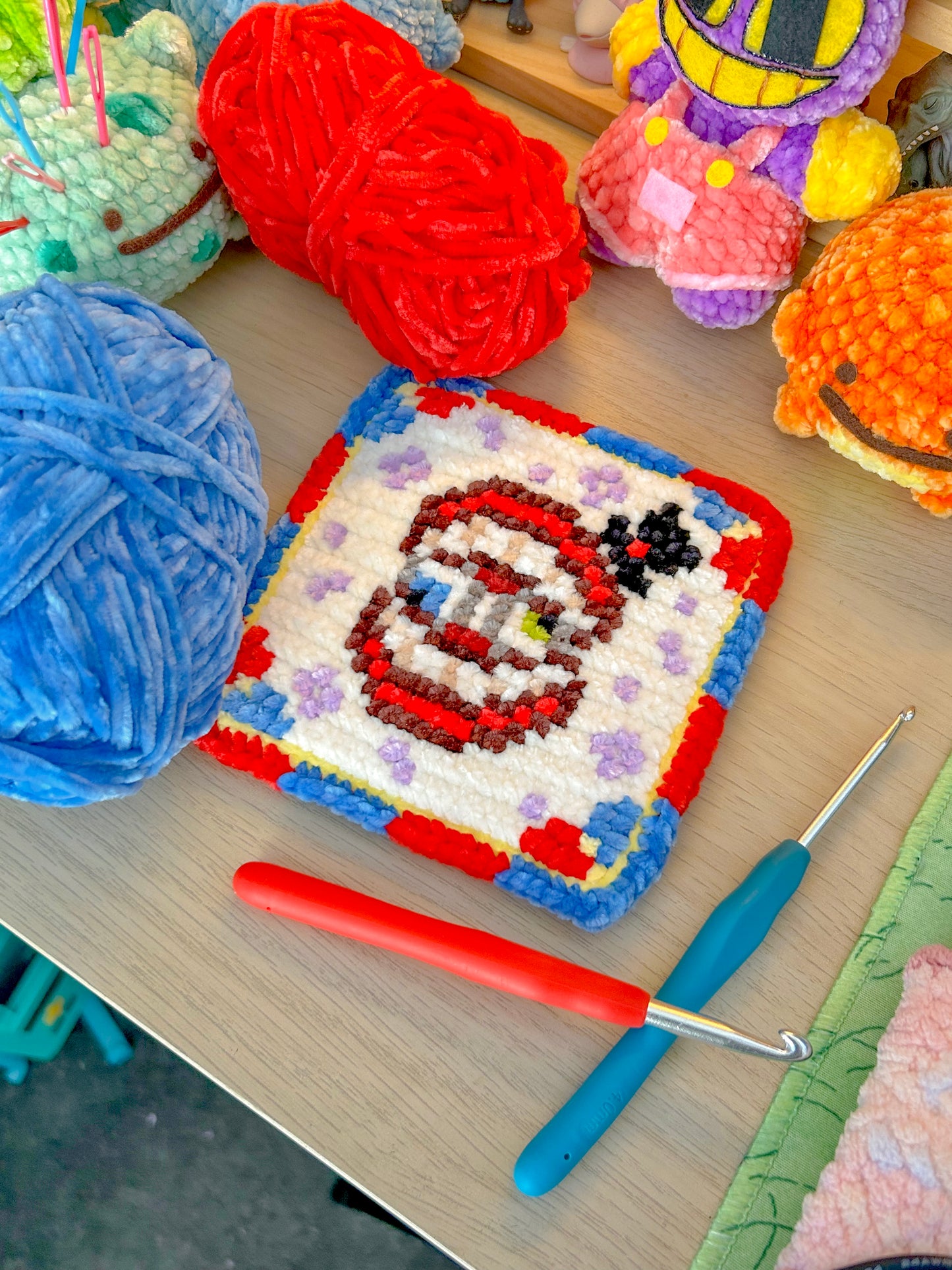 Caine-Inspired Crochet x Cross Stitch Pattern - The Amazing Digital Circus Fan Art PixelStitch Pattern